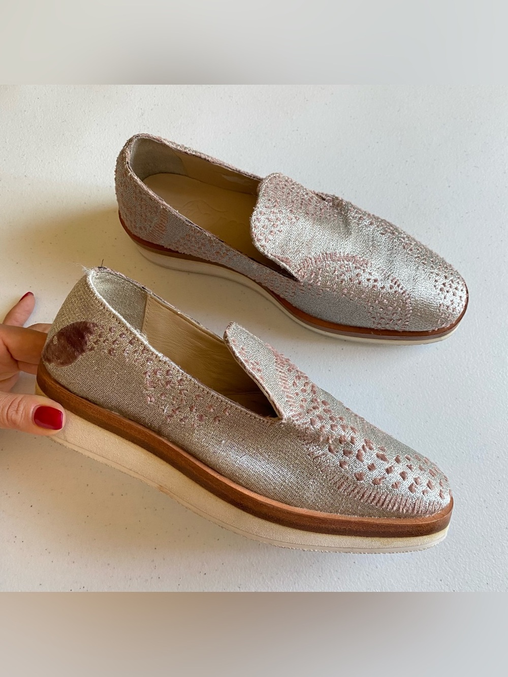 Free People Size 6 Metallic Silver Embroid Almond Toe Slip-on Platform Loafer